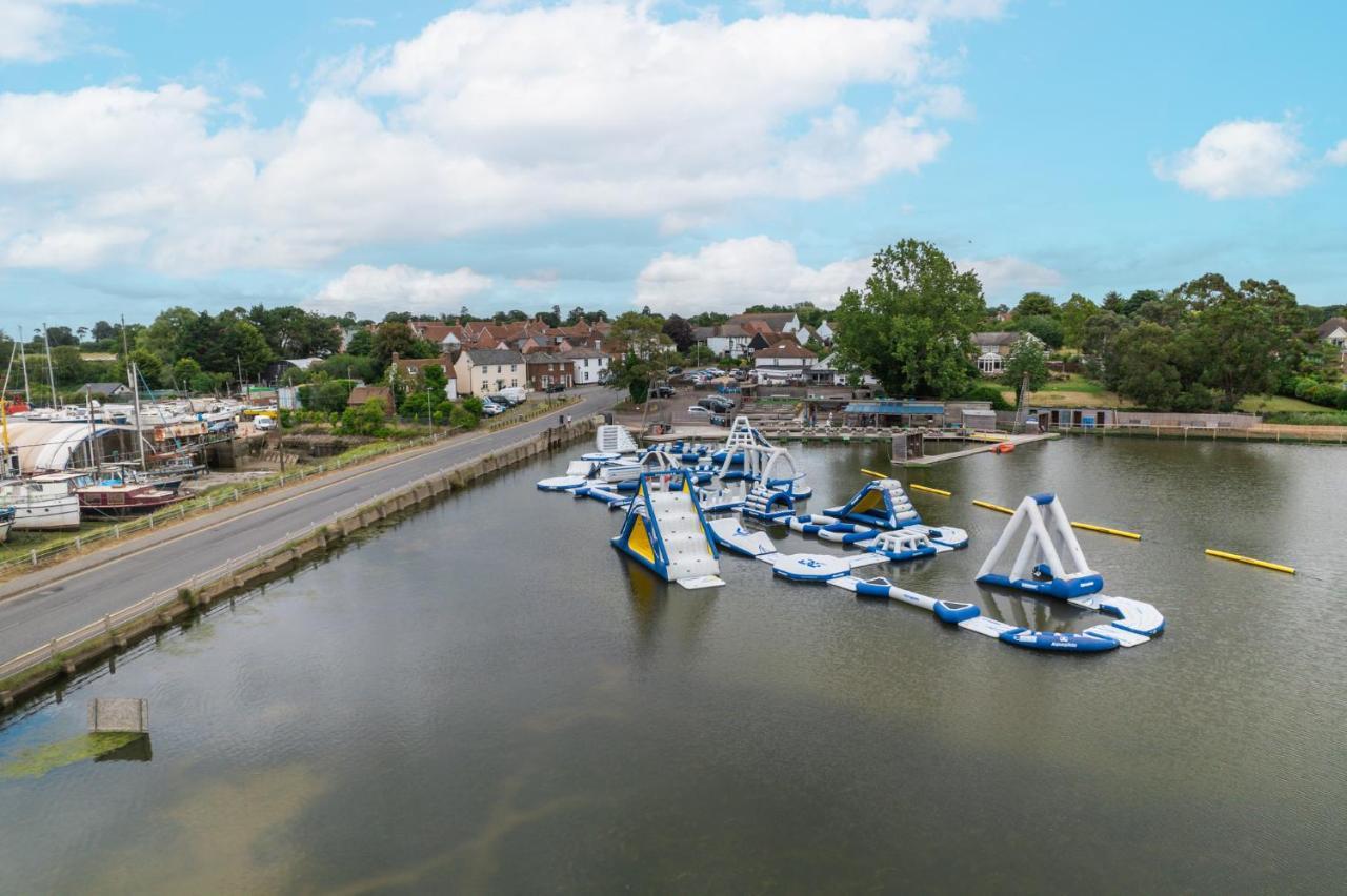 Mill Dam Lake House Saint Osyth Esterno foto