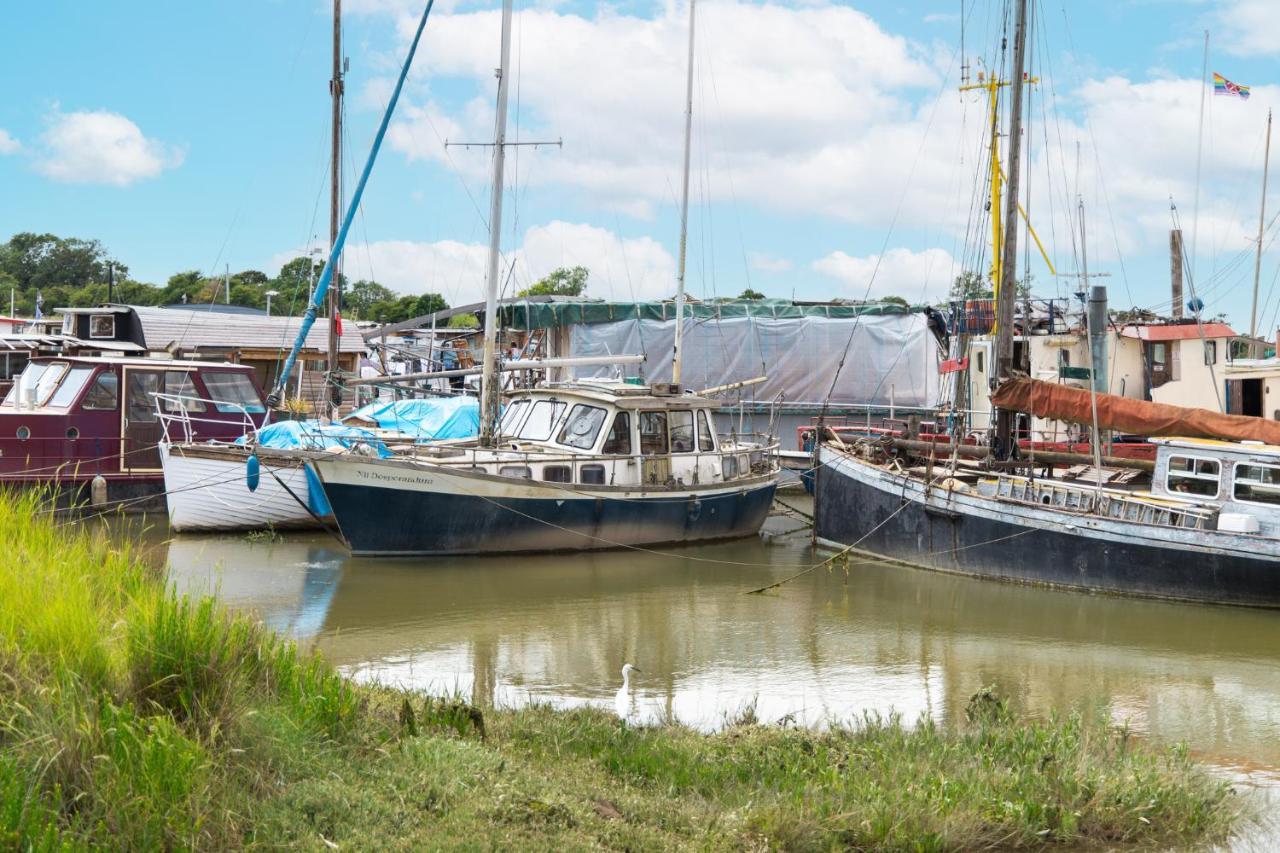 Mill Dam Lake House Saint Osyth Esterno foto